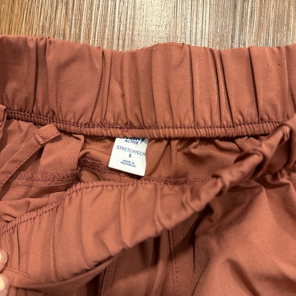 Old navy Active Wear Capris (set of 2) - Picture 5 of 5
